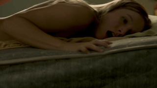 Kristen Bell desnuda, escena de sexo de The Lifeguard (2013)