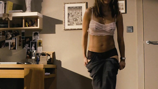 Sophie Marceau nuda, scena di sesso da Don't Look Back (2009)