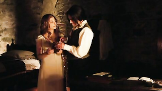 Miriam Giovanelli nuda, scena di sesso da Dracula (2012)