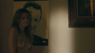 Maeve Dermody nue, scène de sexe de Beautiful Kate (2009)