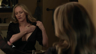 Escena erótica de Paula Malcomson de Ray Donovan s04e01 (2016)