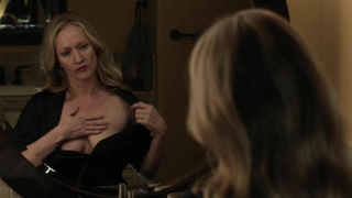 Escena erótica de Paula Malcomson de Ray Donovan s04e01 (2016)