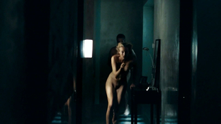 Diane Kruger desnuda, escena de sexo de Inhale (2010)