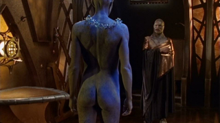 Scena erotica di Virginia Hey da Farscape s01e04 (1999)