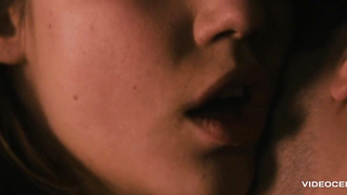 Adele Exarchopoulos desnuda, escena de sexo de Les Anarchistes (2015)