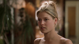 Ali Larter nackt, Szene aus Varsity Blues (1999)