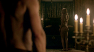 Hannah New desnuda, escena de Black Sails s03e07 (2016)