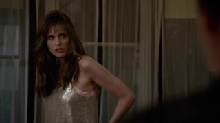 Amanda Peet desnuda, escena de Togetherness s02e02 (2016)