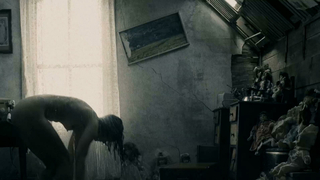 Shannyn Sossamon desnuda, escena de The Day (2011)