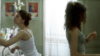 Laetitia Casta nue, scène du grand appartement (2006)