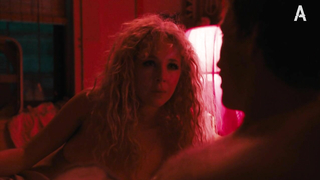 Juno Temple desnuda, escena de sexo de Vinyl s01e01 (2016)