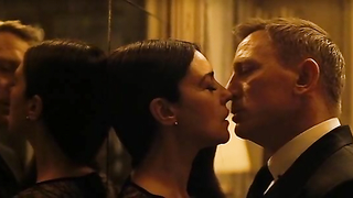 Monica Bellucci nackt, Sexszene aus Spectre (2015)