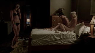 Helena Mattsson desnuda, Kamilla Alnes desnuda, escena de sexo de American Horror Story s05e06 (2015)