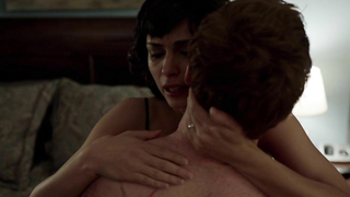 Morena Baccarin nackt, Sexszene aus Homeland s01e01 (2011)