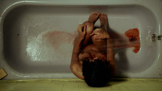 Thandie Newton desnuda, escena de Rogue s01e08,10 (2013)