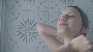 Mélanie Laurent nue, scène de La chambre des morts (2007)