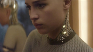 Alicia Vikander desnuda, escena de Ex Machina (2015)