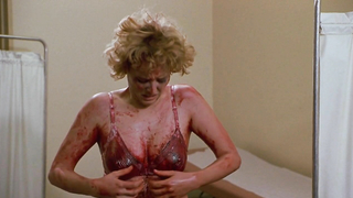 Virginia Madsen desnuda, escena de Candyman (1992)