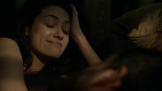 Emmy Rossum nago, Kate Morgan Chadwick nago, scena seksu z Shameless s05e12 (2015)