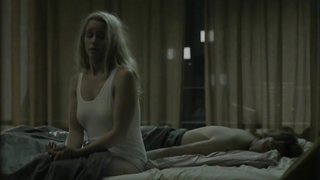 Sofia Helin nua, cena de sexo de Broen s03e04 (2015)